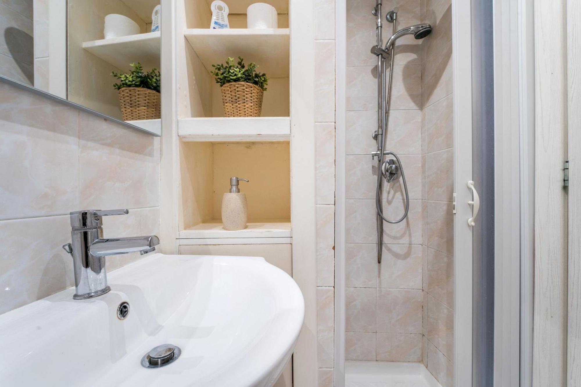 Fl Apartments Il Piccolo Borgo Di Trastevere روما المظهر الخارجي الصورة